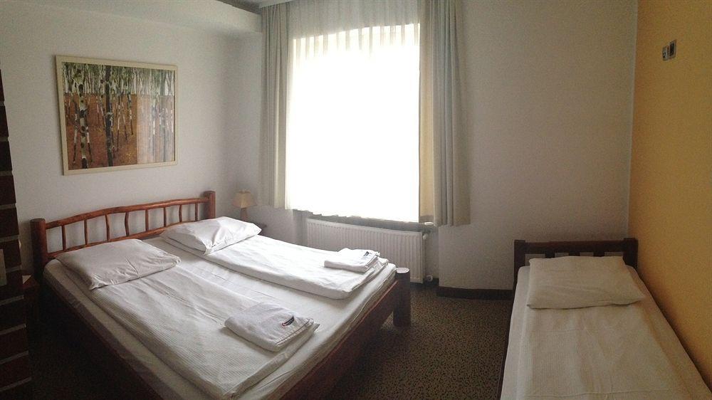 Hotel Olecki Oświęcim Εξωτερικό φωτογραφία
