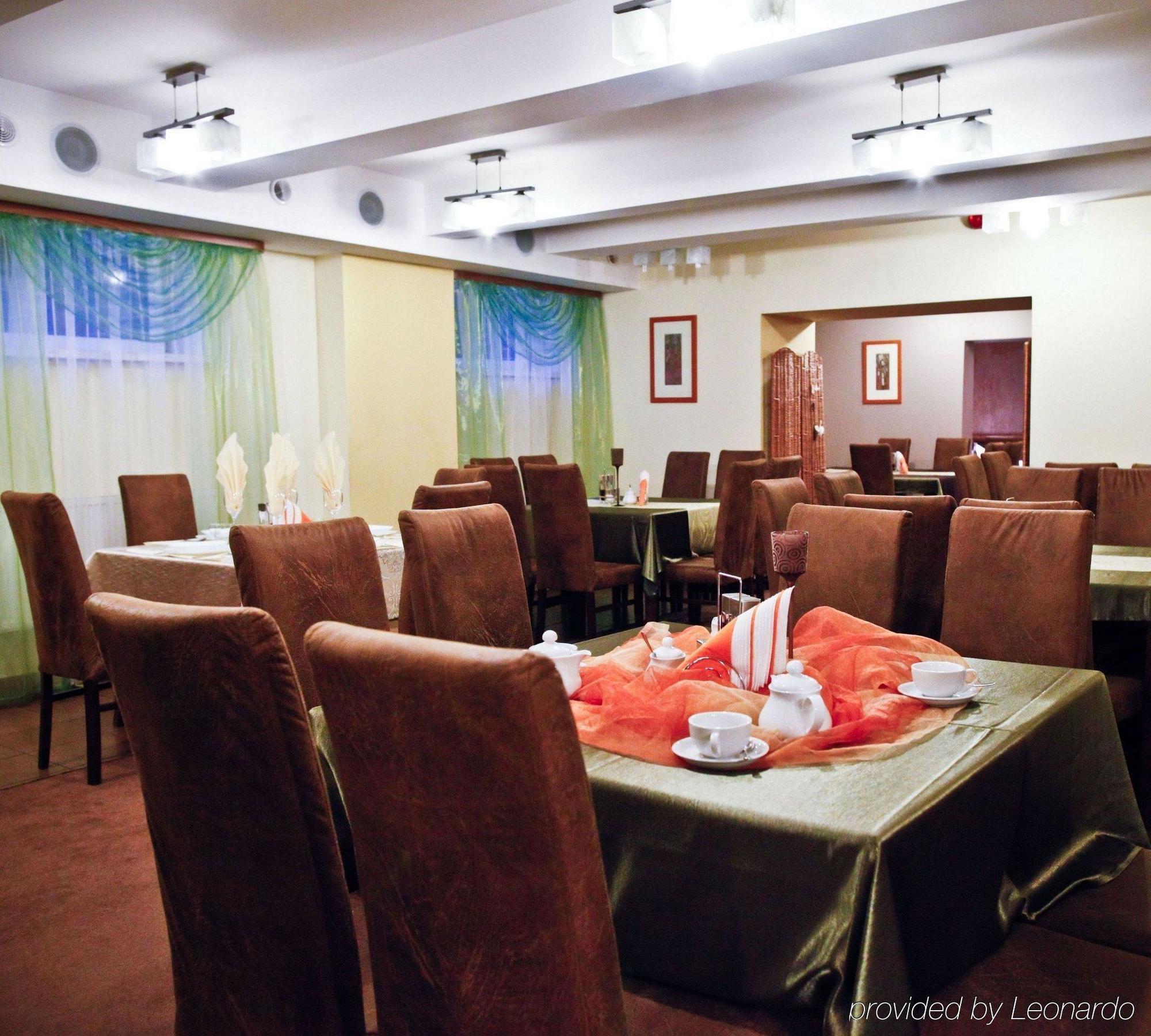 Hotel Olecki Oświęcim Εστιατόριο φωτογραφία