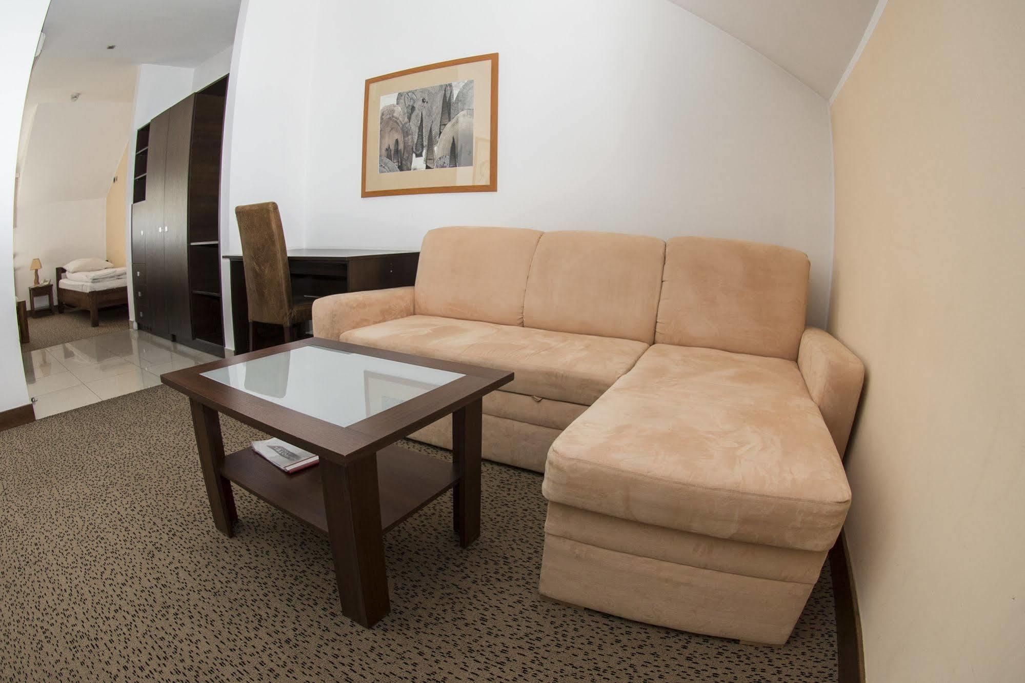 Hotel Olecki Oświęcim Εξωτερικό φωτογραφία