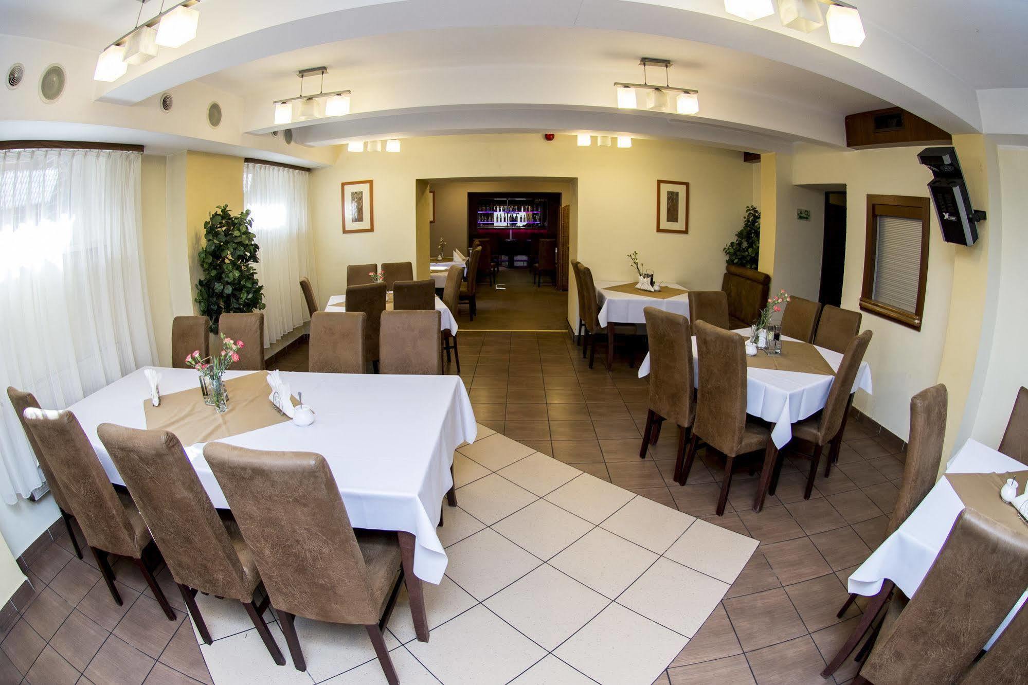 Hotel Olecki Oświęcim Εξωτερικό φωτογραφία