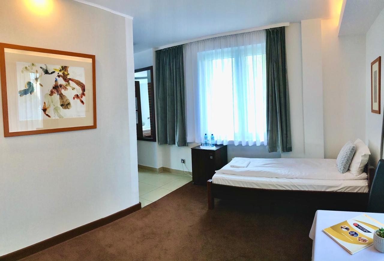Hotel Olecki Oświęcim Εξωτερικό φωτογραφία